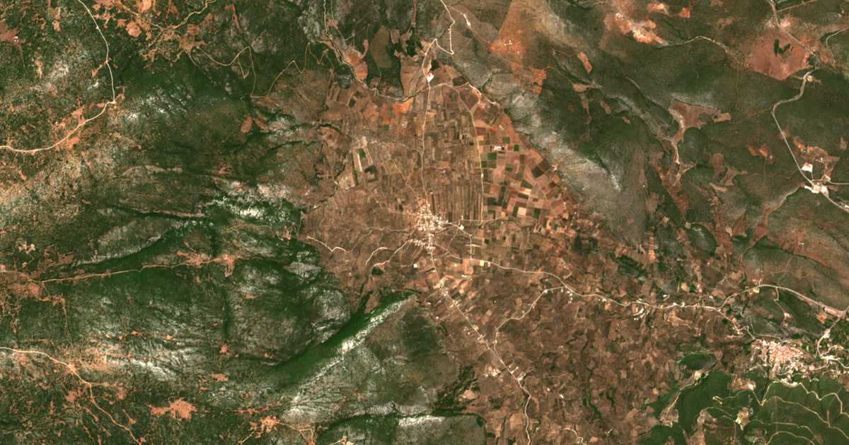 Satellitenkarte von Dímaina