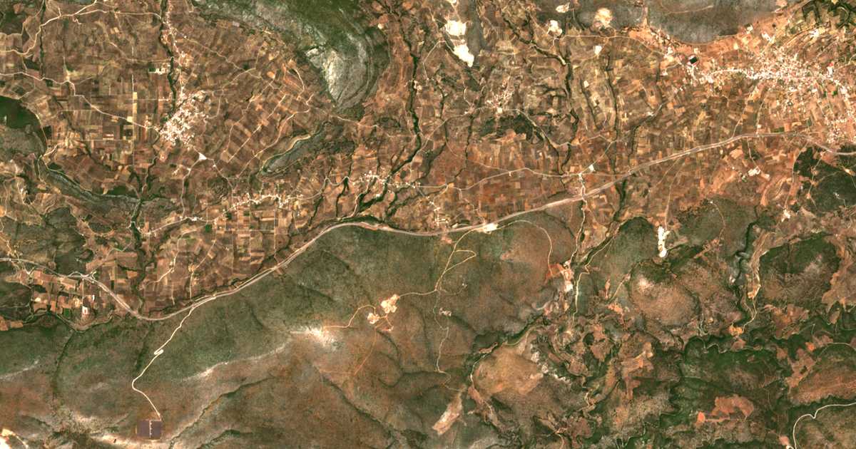 Satellitenkarte von Kokkinádes