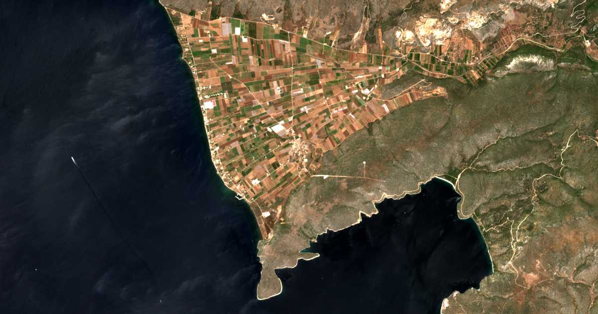 Satellitenkarte von Íria