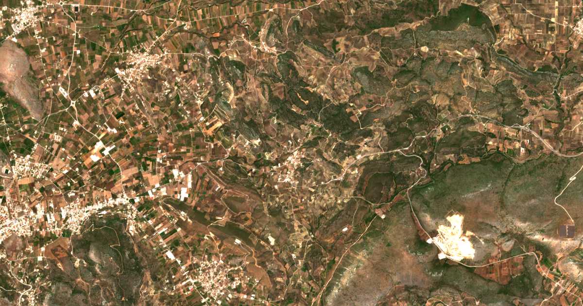 Satellitenkarte von Pyrgiótika