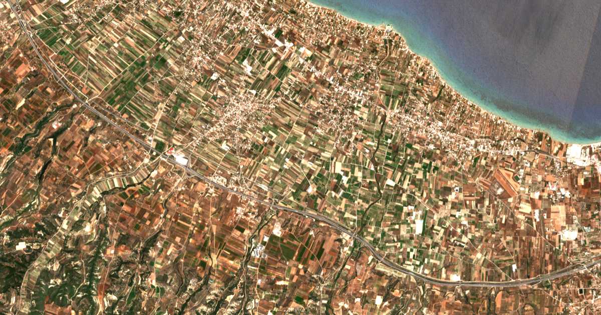 Satellitenkarte von Agía Marína