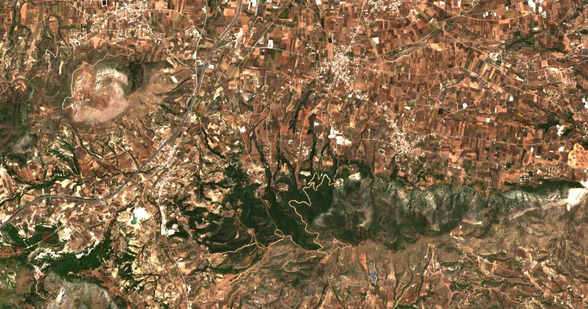 Satellitenkarte von Ierá Moní Agías Triádos