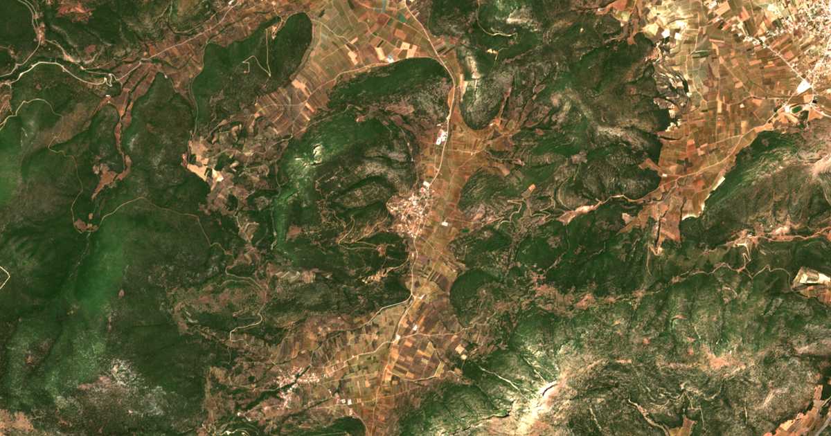 Satellitenkarte von Leóntion