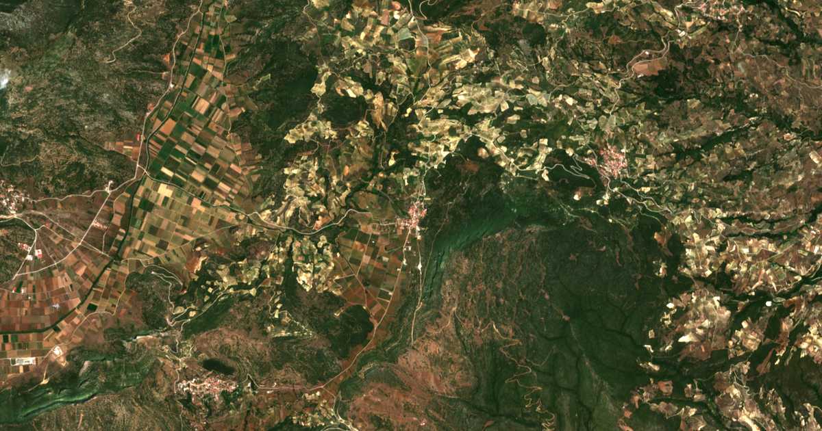 Satellitenkarte von Asprókampos