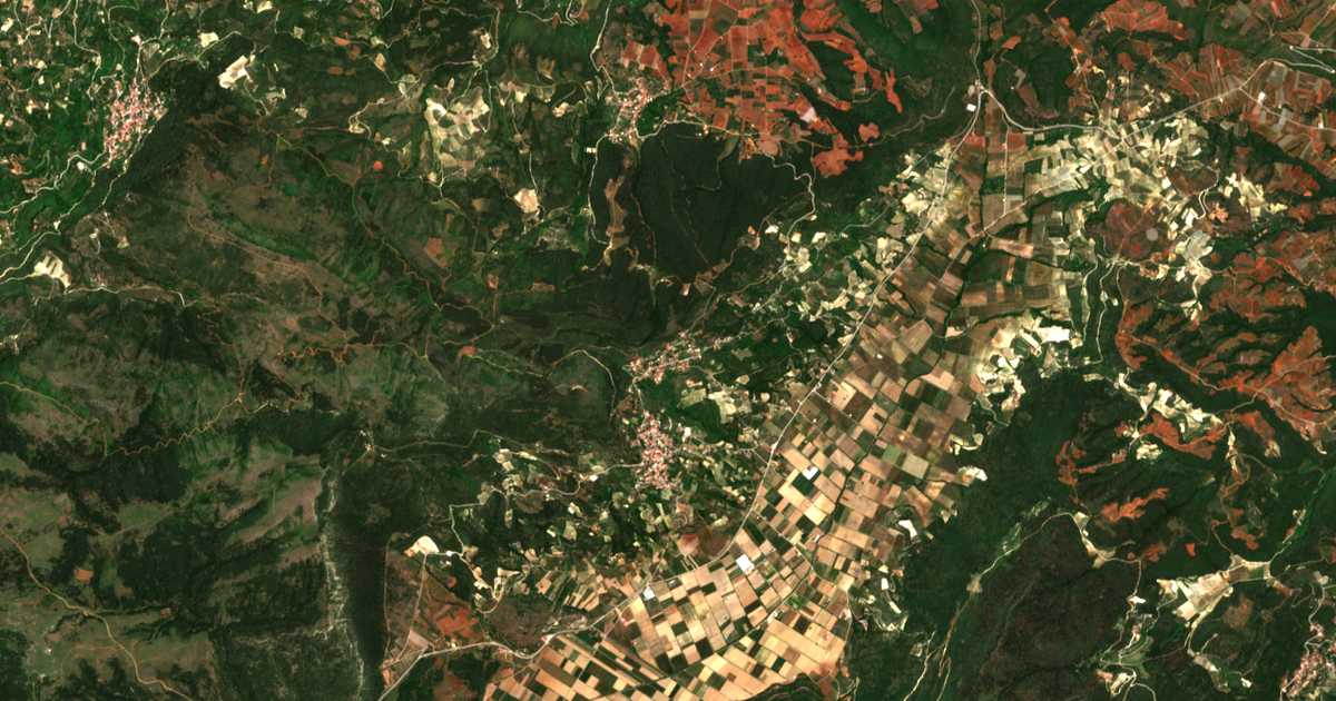 Satellitenkarte von Kliméntion