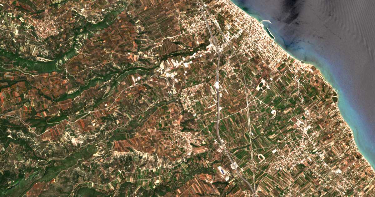 Satellitenkarte von Moúlkion