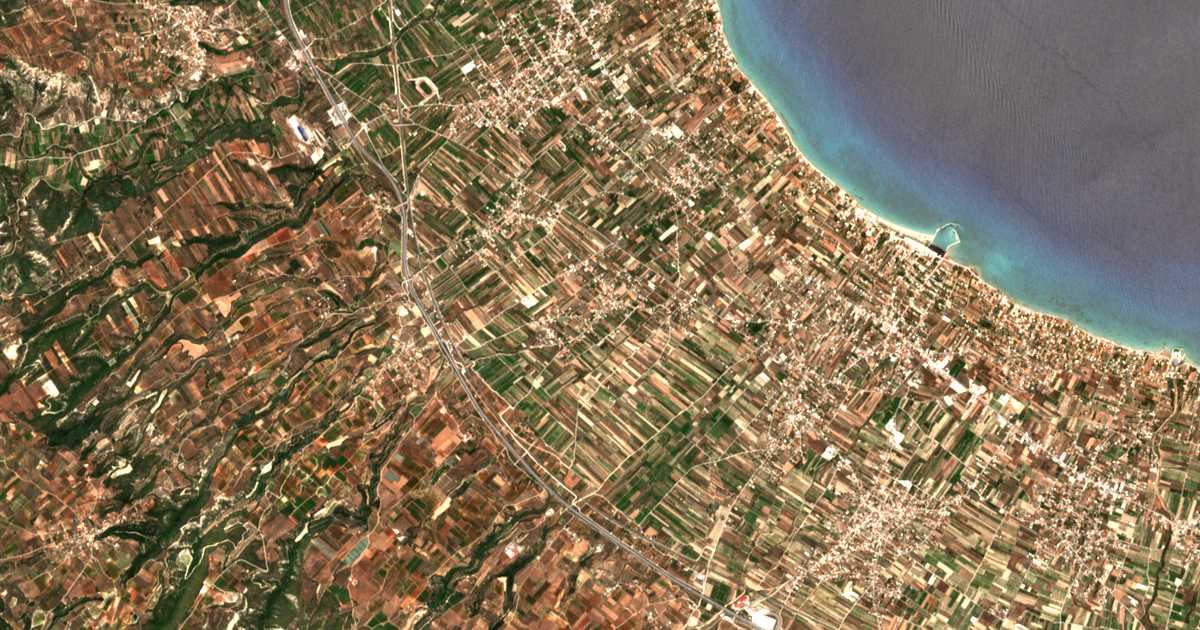 Satellitenkarte von Poullítsa