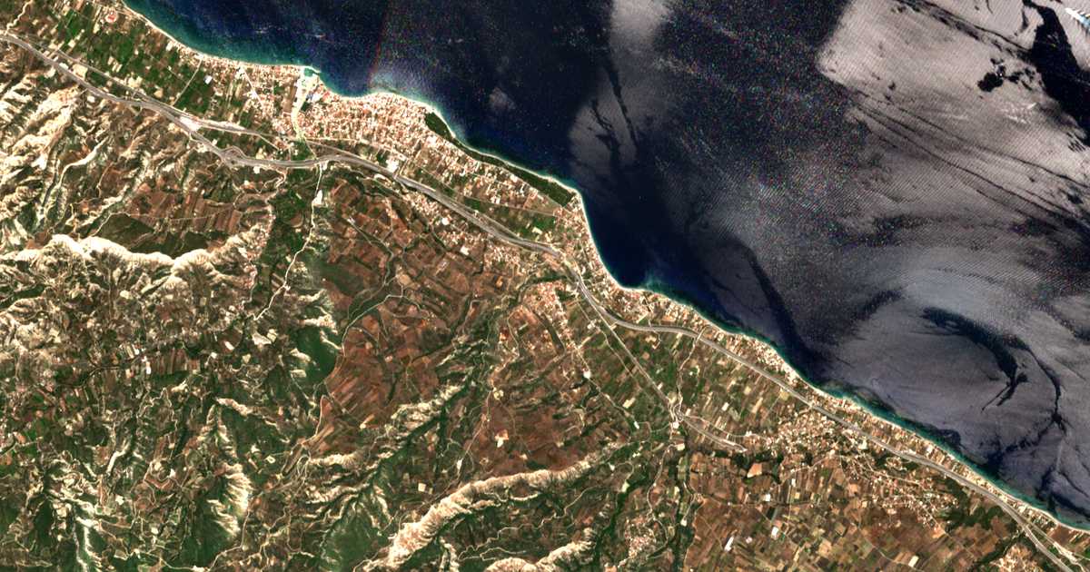Satellitenkarte von Geliniátika
