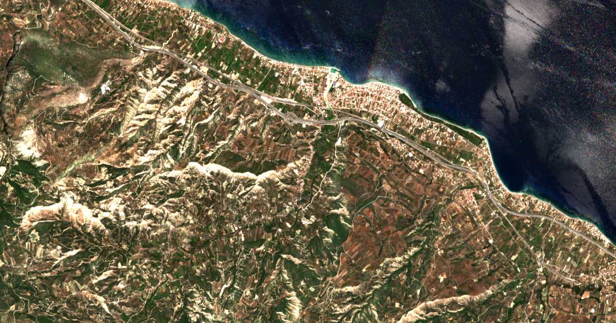 Satellitenkarte von Mertikaíika