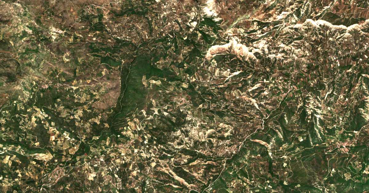 Satellitenkarte von Pellíni