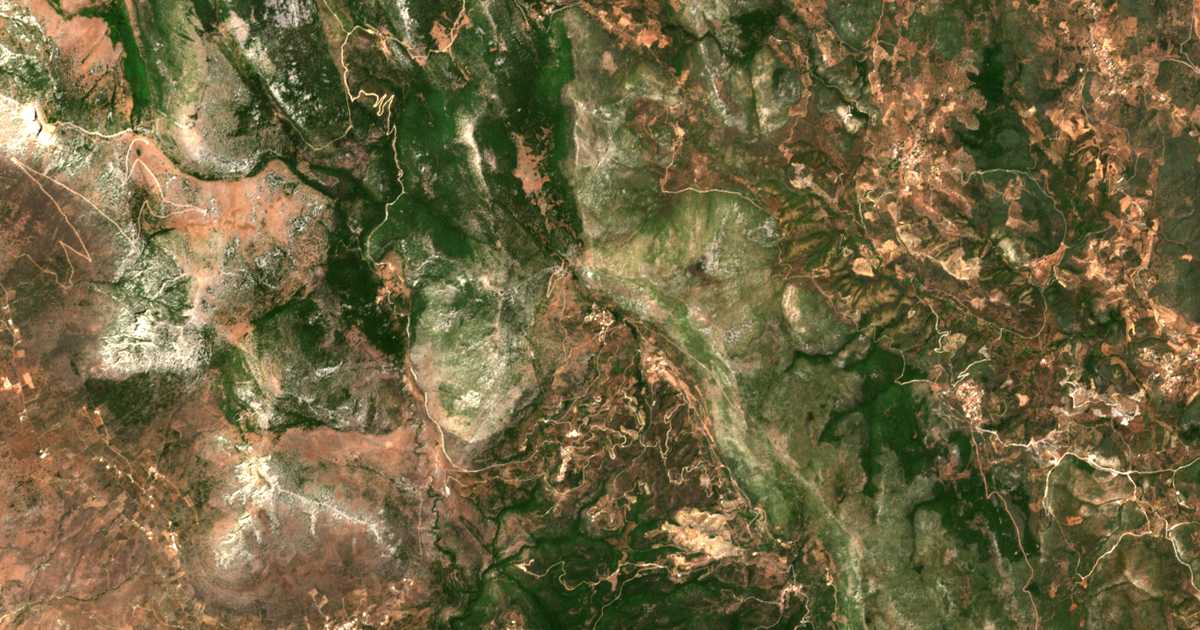 Satellitenkarte von Karéa