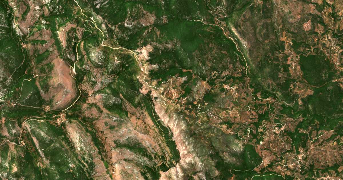 Satellitenkarte von Kastánia