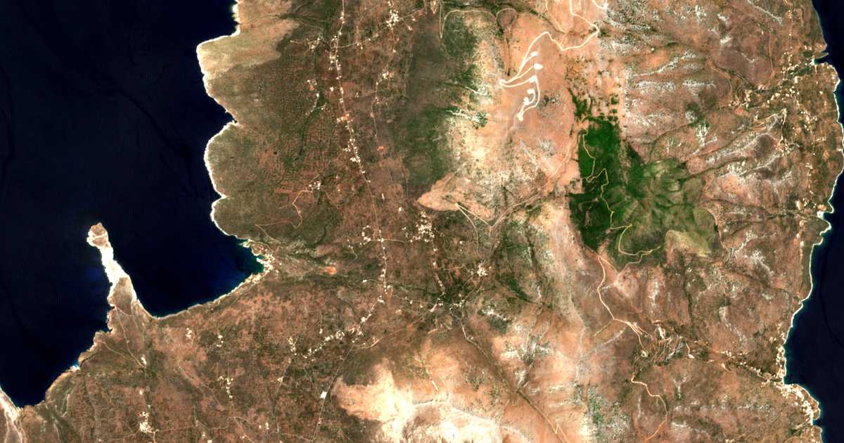 Satellitenkarte von Mína