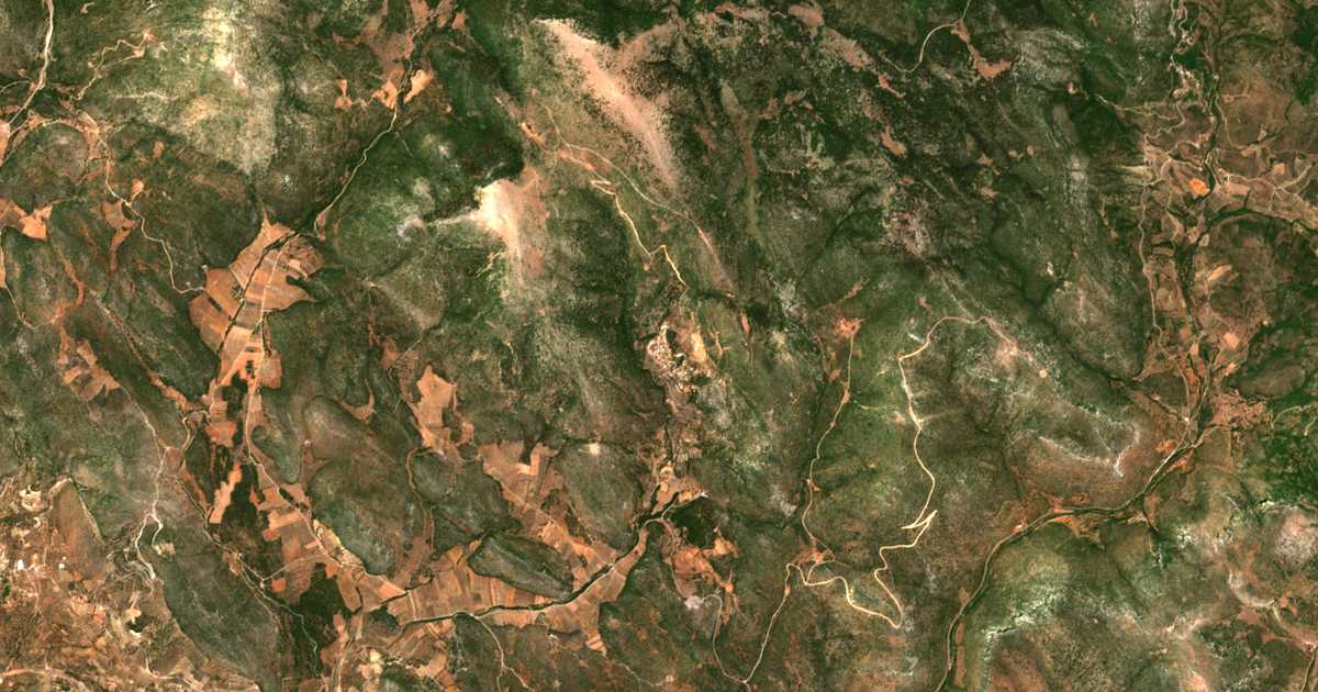 Satellitenkarte von Karítsa