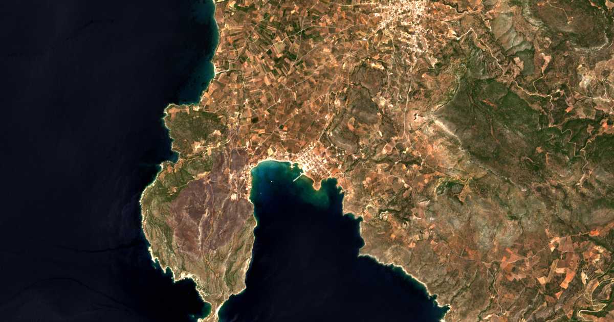 Satellitenkarte von Plýtra
