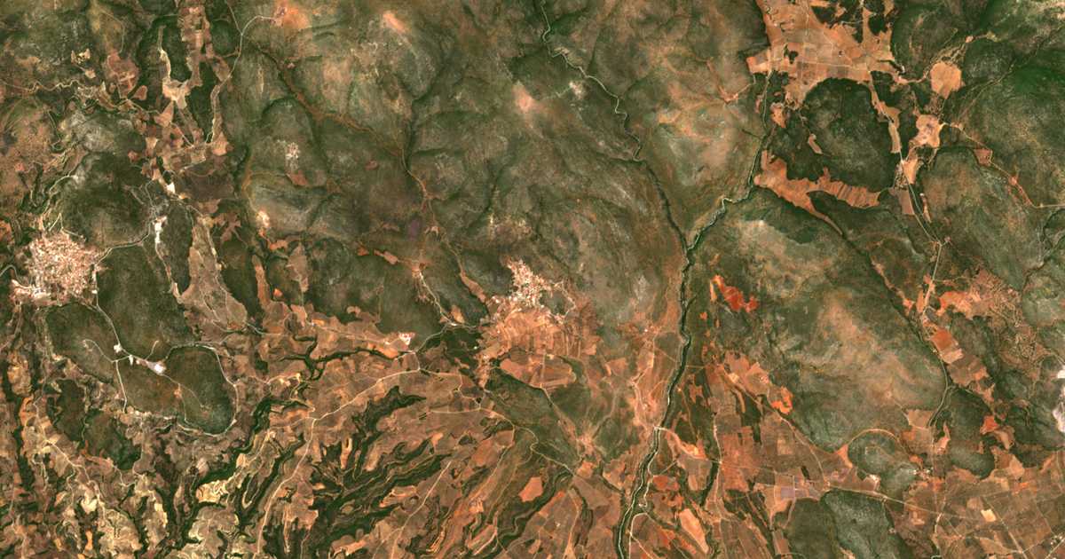Satellitenkarte von Ágioi Anárgyroi