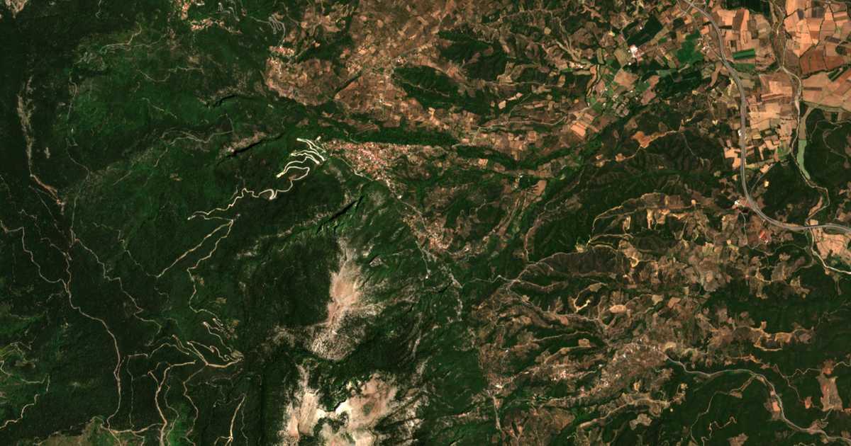 Satellitenkarte von Kastríon
