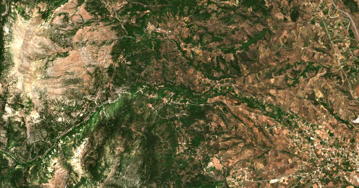 Satellitenkarte von Trýpi