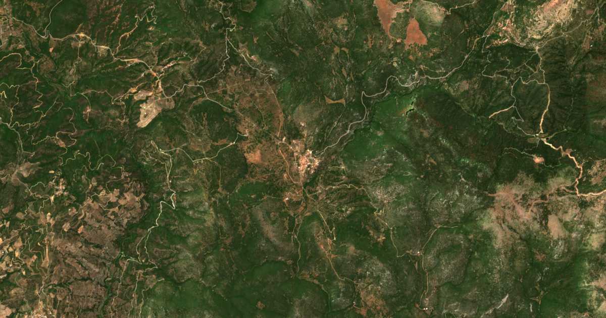 Satellitenkarte von Vasarás