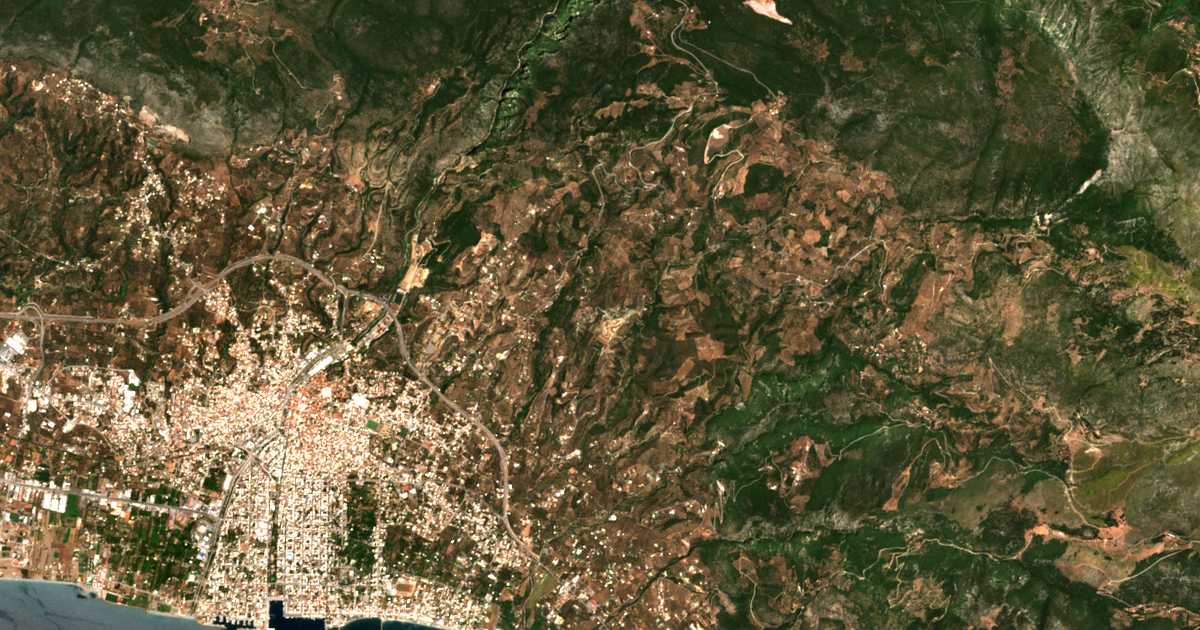 Satellitenkarte von Gianitsánika - Skoupidótopos
