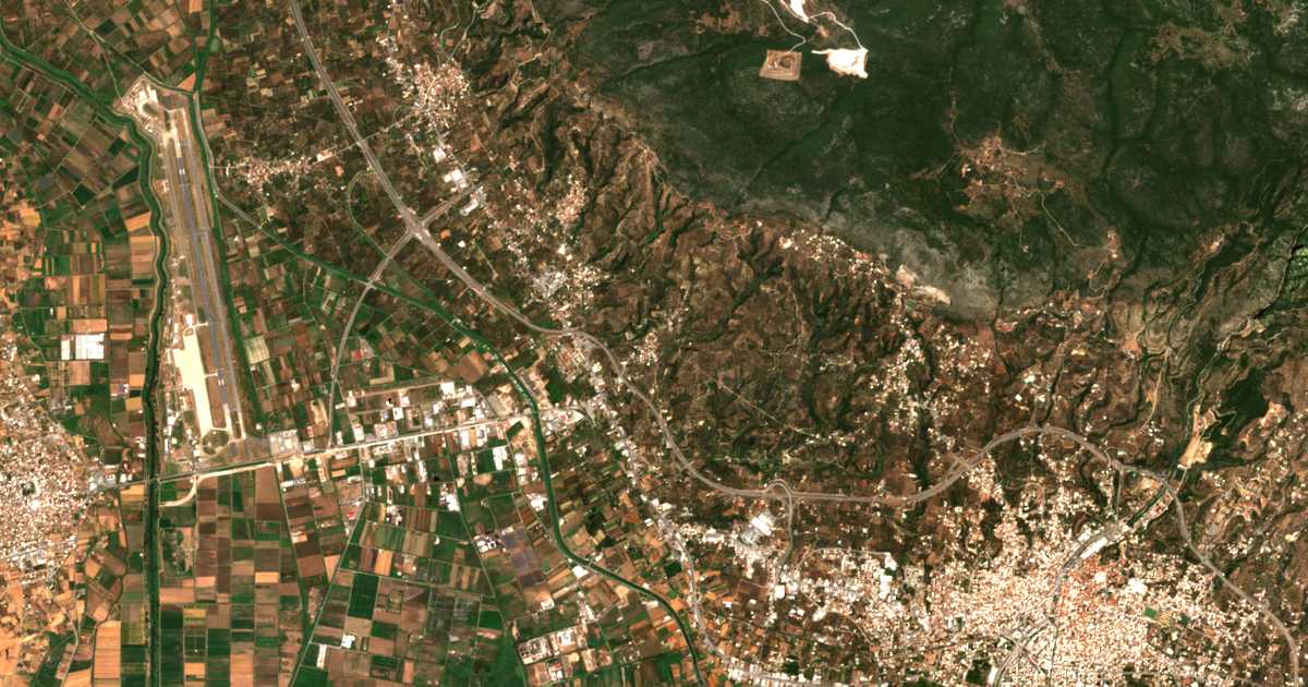 Satellitenkarte von Kalámion