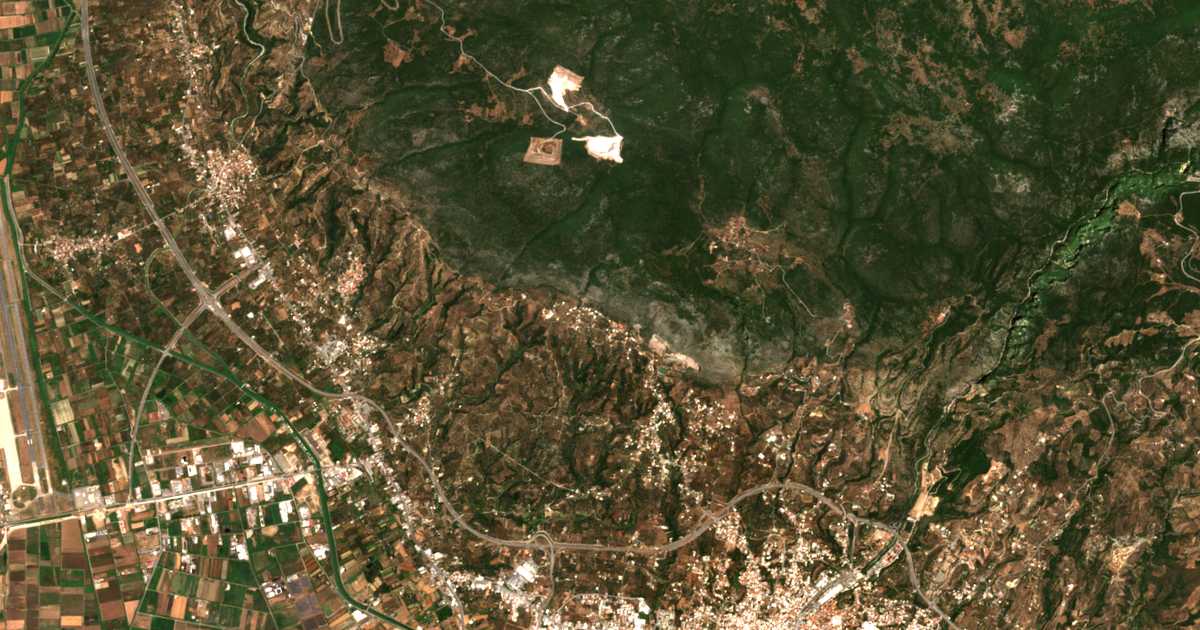 Satellitenkarte von Katsaraíika