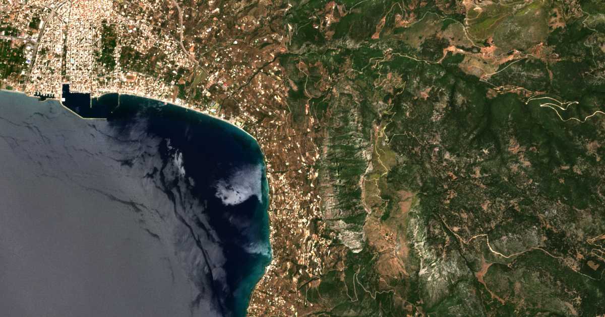 Satellitenkarte von Moúsga