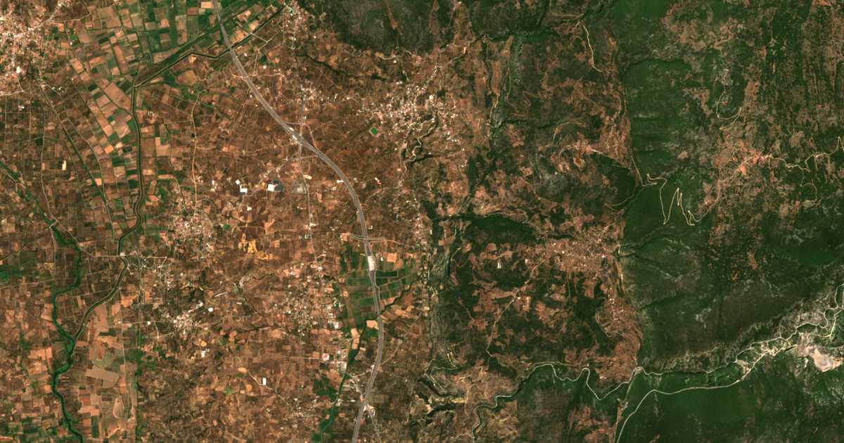 Satellitenkarte von Pídima