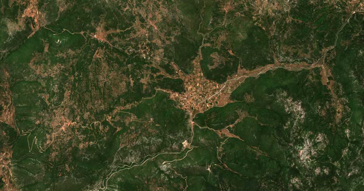 Satellitenkarte von Poliani