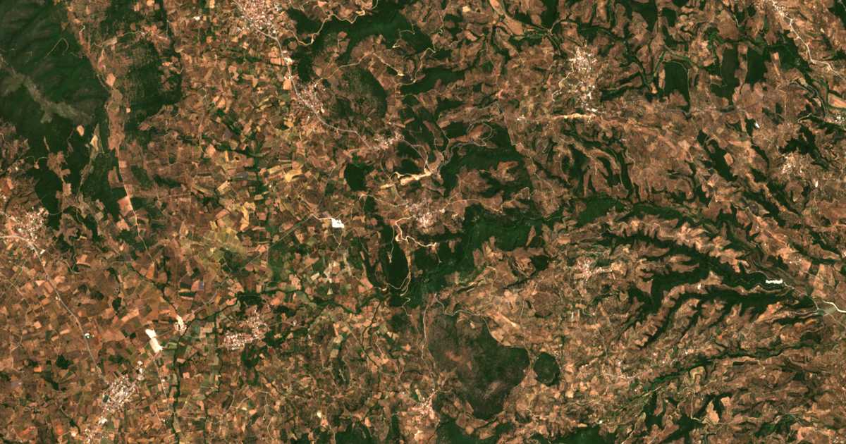Satellitenkarte von Charavgí