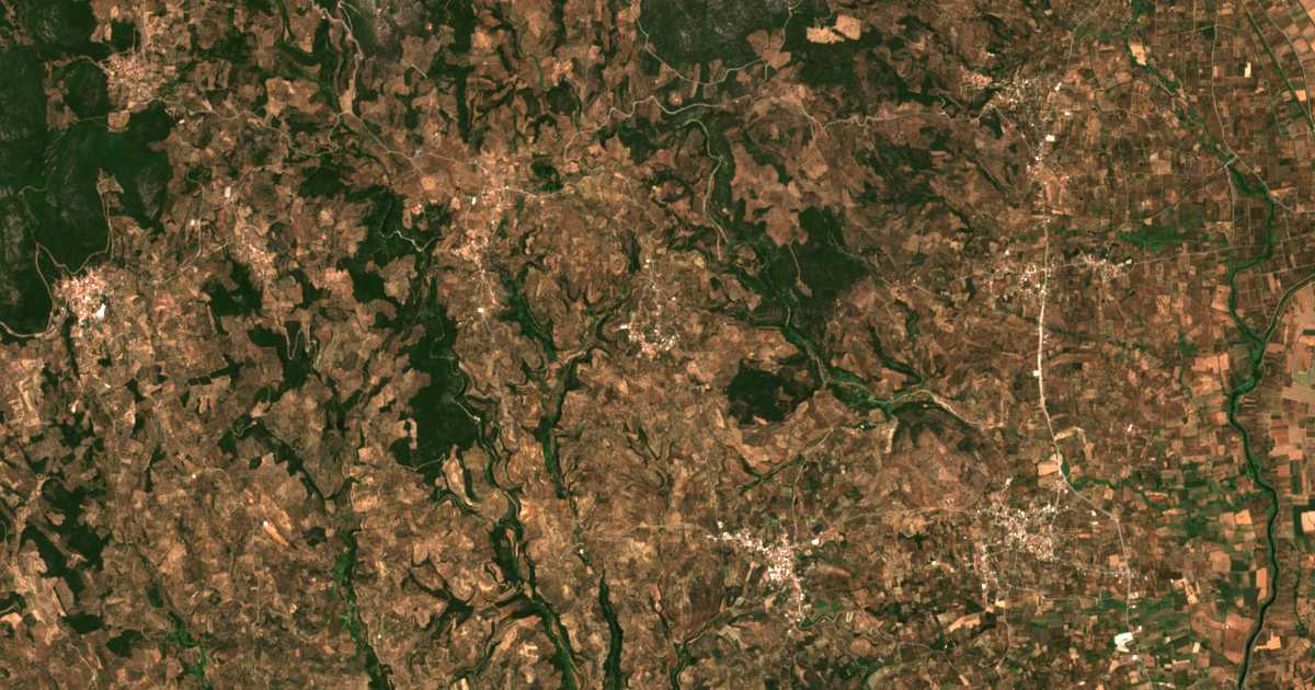 Satellitenkarte von Kalogerórrachi