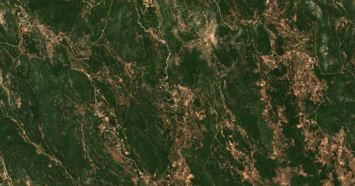 Satellitenkarte von Kefalóvryson