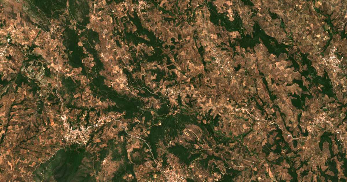 Satellitenkarte von Kourtákion