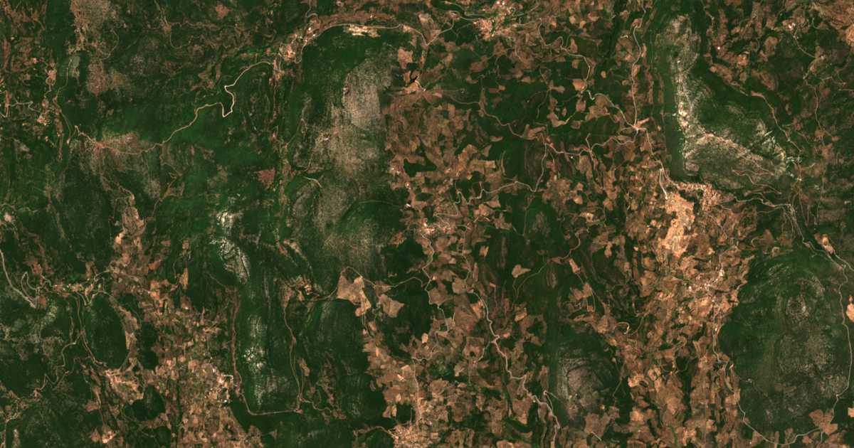 Satellitenkarte von Petrálona