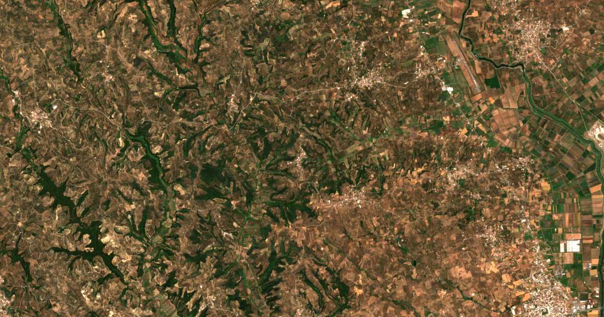 Satellitenkarte von Spitálion