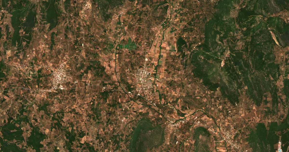 Satellitenkarte von Dórion