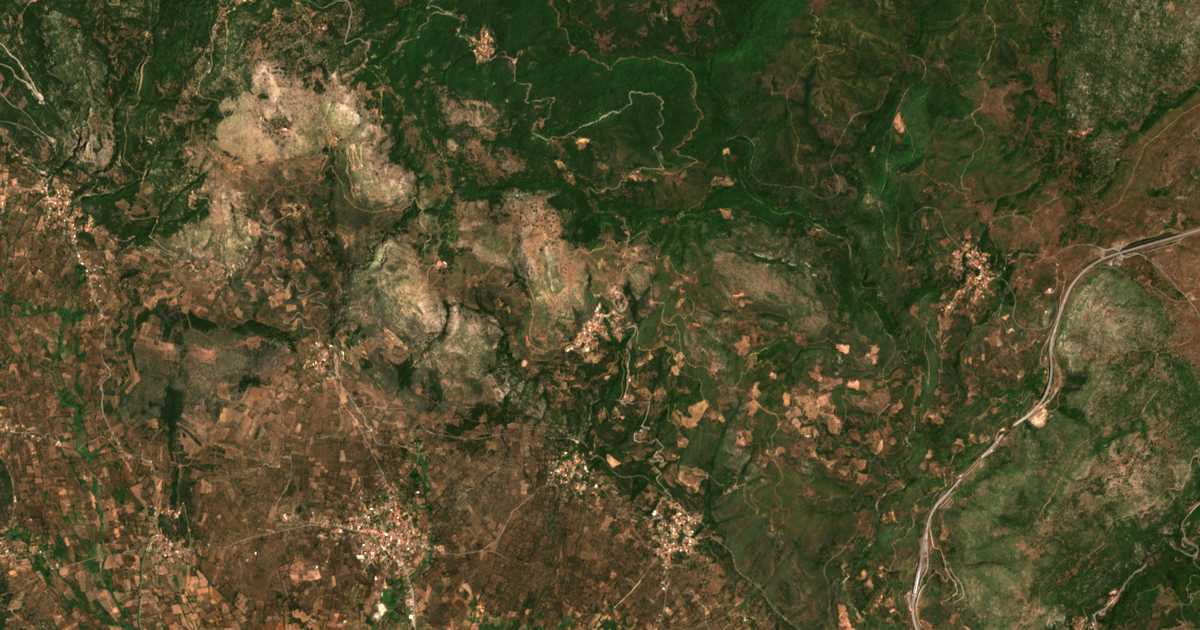 Satellitenkarte von Karnásion
