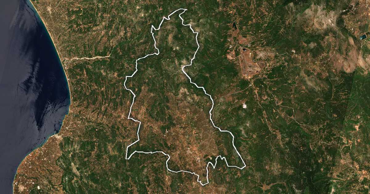 Satellitenbild mit eingezeichneter Grenze: Ichalia