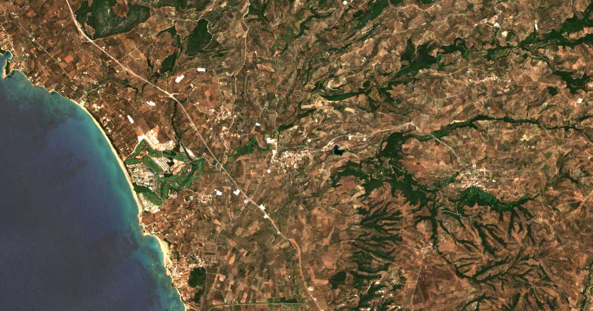 Satellitenkarte von Koryfásion