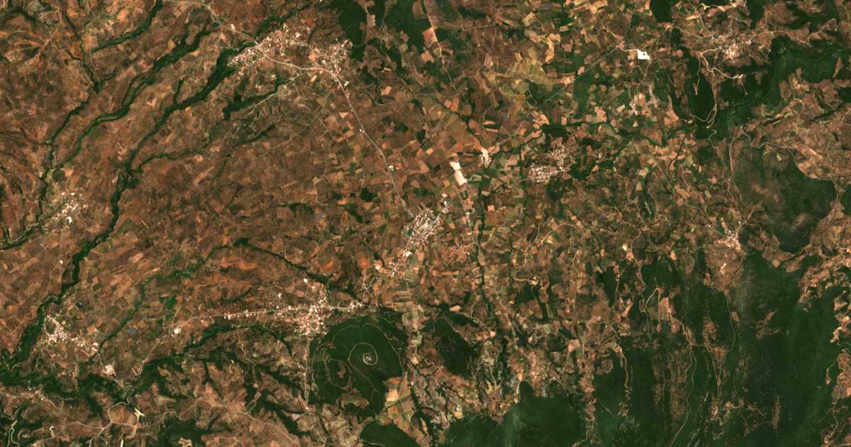Satellitenkarte von Soulinárion