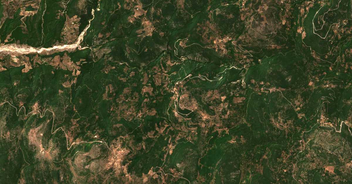 Satellitenkarte von Platánia