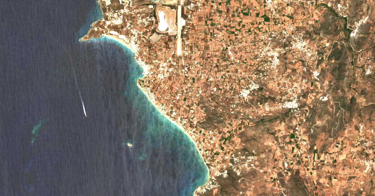Satellitenkarte von Ágioi Pántes