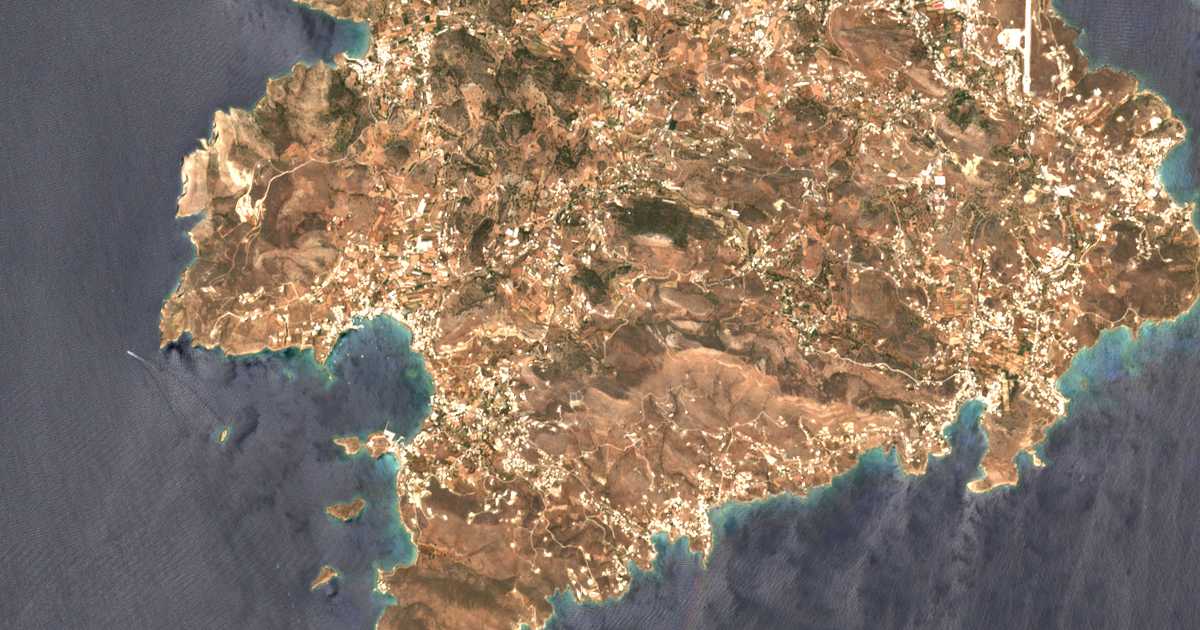 Satellitenkarte von Ádeiata