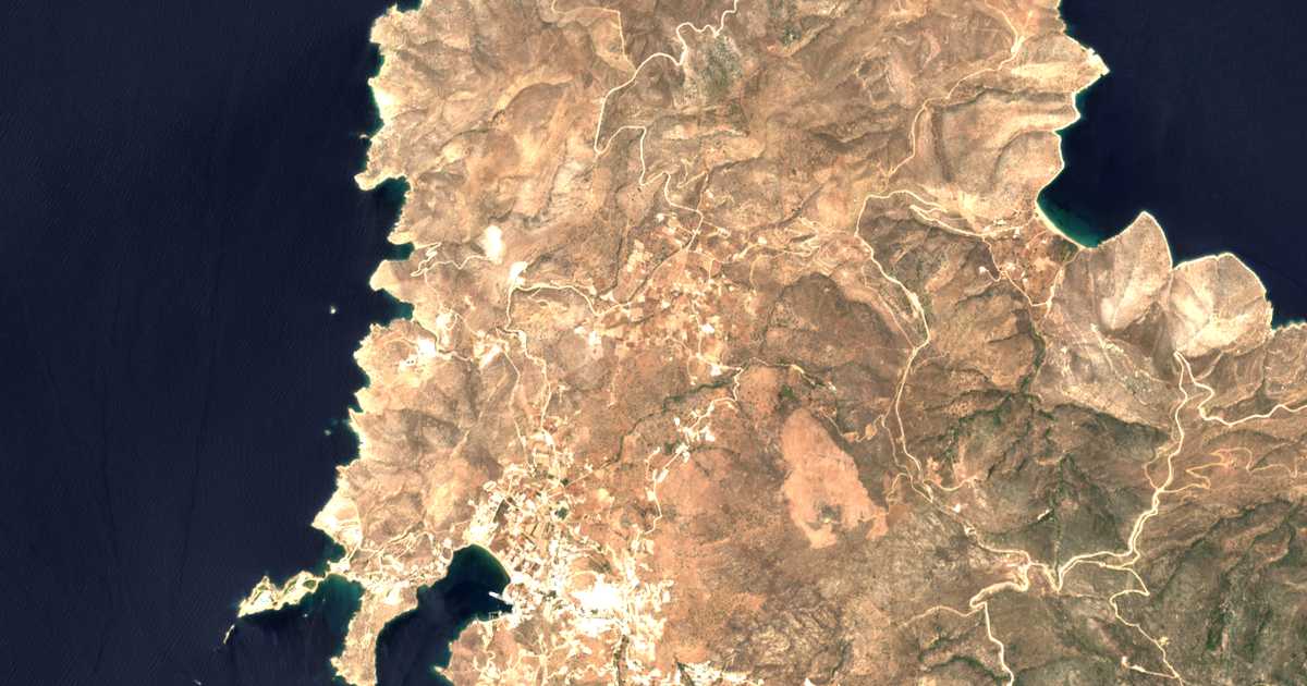 Satellitenkarte von Epáno Kámpos