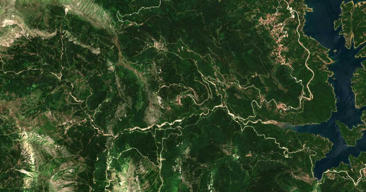 Satellitenkarte von Karítsa