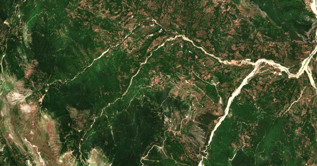 Satellitenkarte von Drakótrypa