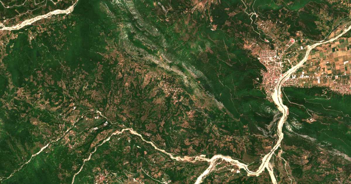 Satellitenkarte von Portí