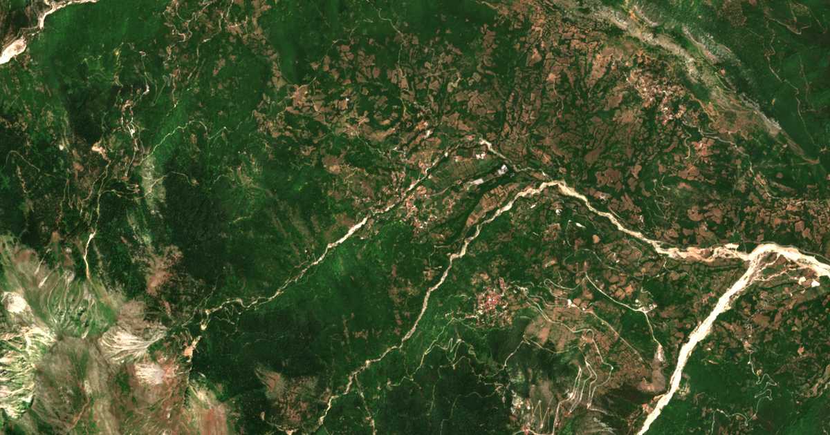 Satellitenkarte von Vatsouniá