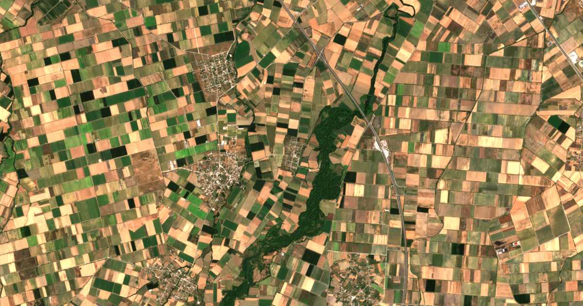 Satellitenkarte von Anógeion