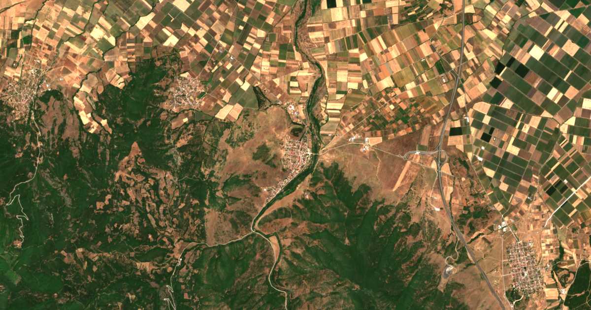 Satellitenkarte von Kédros